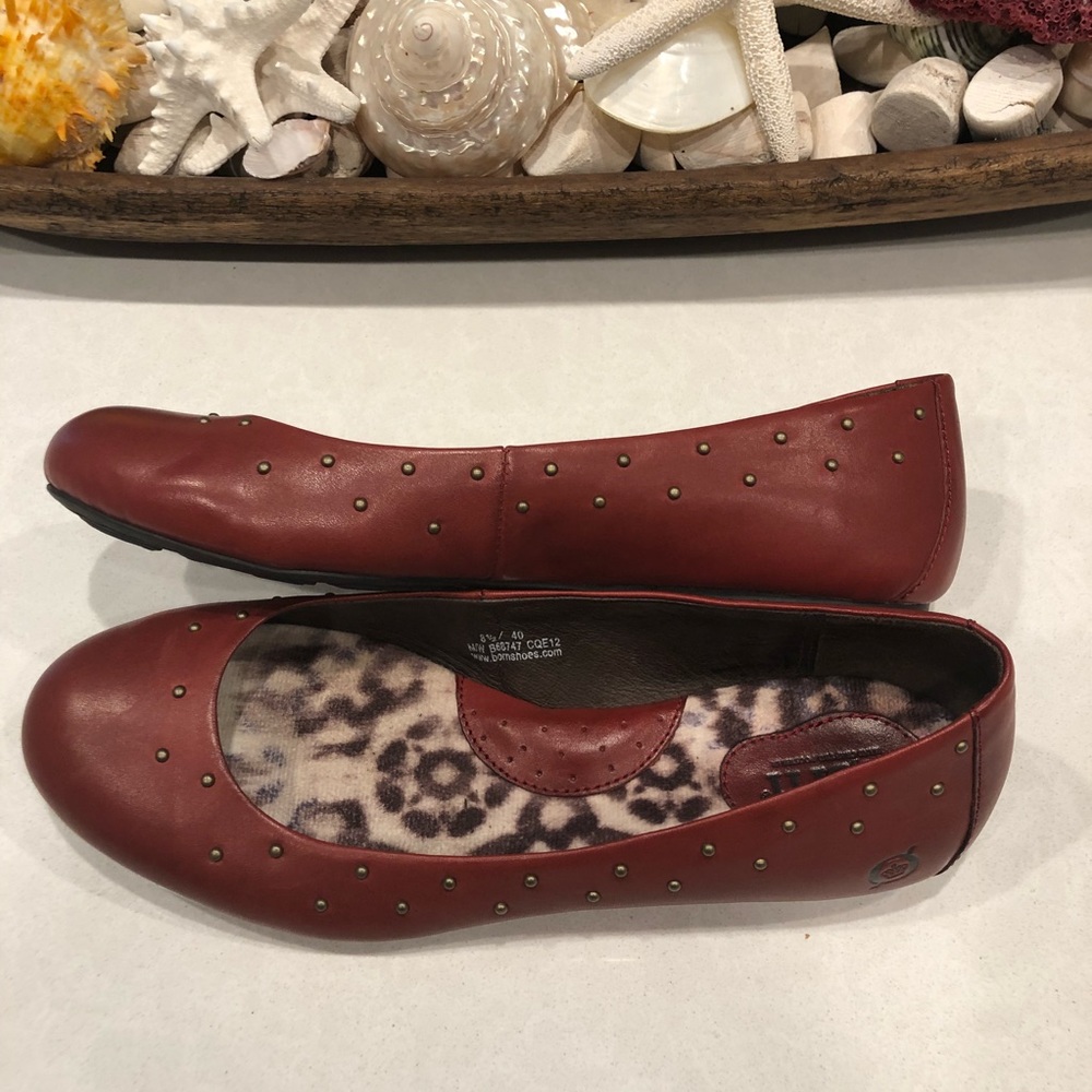 Born Red Leather Comfort Shoes Bronx Studs - Picture 7 of 8
